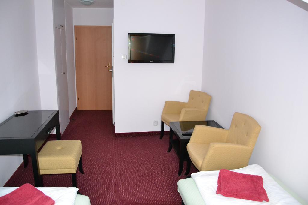 Hotel&Restauracja Zlote Runo Góra Kalwaria Værelse billede